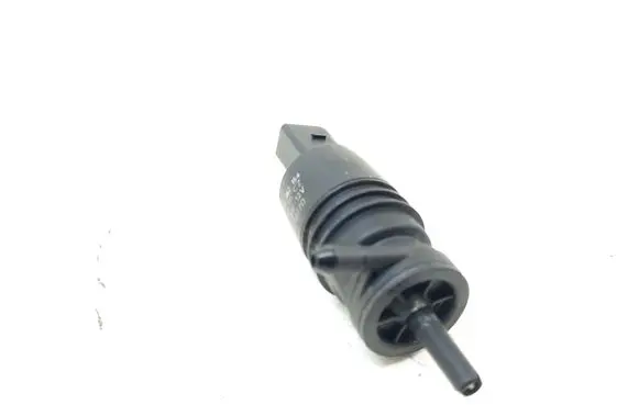 BMW 5 F10 F11 Windscreen/windshield washer pump 8362154