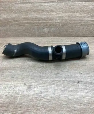 Mercedes-Benz E W211 Engine coolant pipe/hose A0009972259