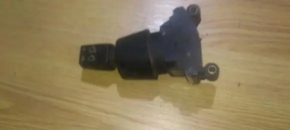 Ford Escort Wiper control stalk 86ag17k478aa