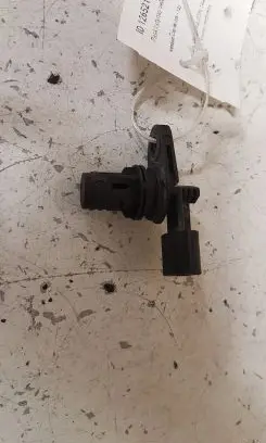 Renault Clio III Camshaft position sensor 8200963886