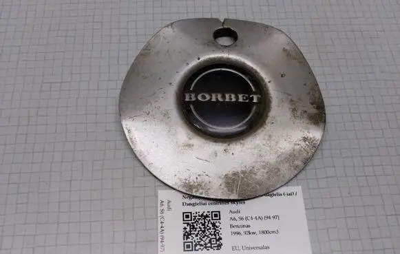 Audi A6 S6 C4 4A Non-original wheel cap 