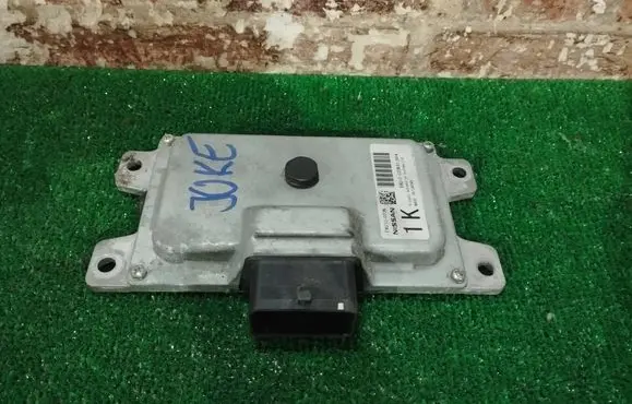 Nissan Juke I F15 Gearbox control unit/module EMU10020N