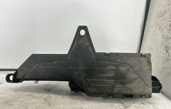 BMW 3 F30 F35 F31 Air filter box 70519058