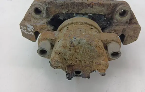 Front brake caliper