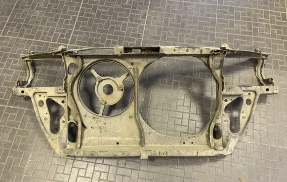 Volkswagen PASSAT B5 Radiator support slam panel 3b0805594 2084200