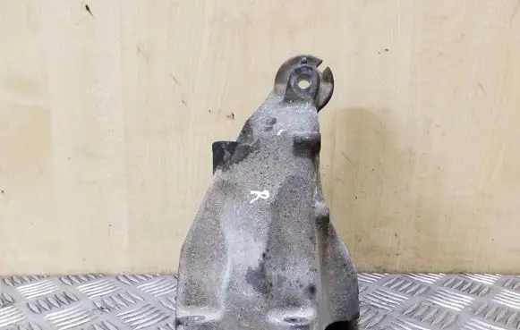 Mercedes-Benz E W212 Engine mounting bracket A6512233404