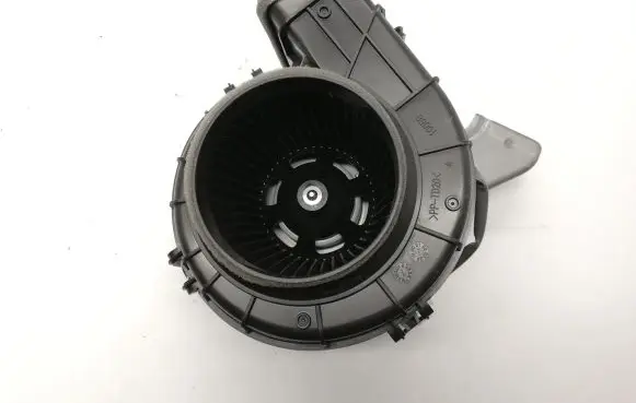 Toyota RAV 4 (XA50) Heater fan/blower G923033050