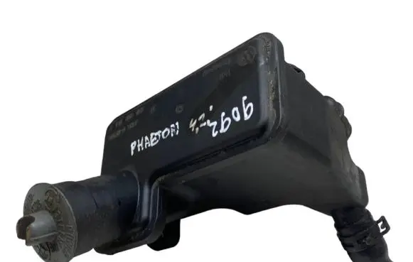 Volkswagen Phaeton Power steering fluid tank/reservoir 3D0422371D