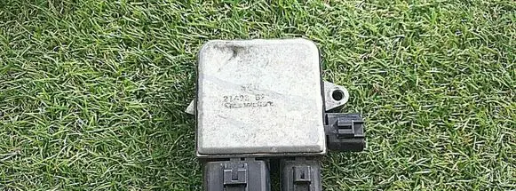 Nissan Leaf I (ZE0) Fan control module 21493-B210B