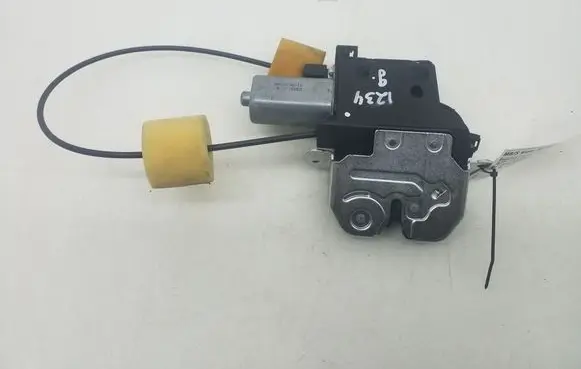Mercedes-Benz S W221 Loading door lock A2217500085