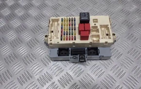 Fiat Stilo Fuse box set 46797610