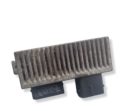 Renault Scenic III - Grand scenic III Glow plug pre-heat relay 8200558438 RCS812