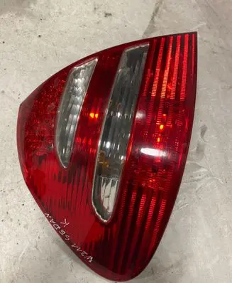 Mercedes-Benz E W211 Rear/tail lights A2118200564 334009 21221534