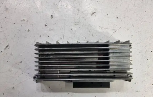 Audi A5 8T 8F Sound amplifier 8T0035223AB 720300400202 8T0035223