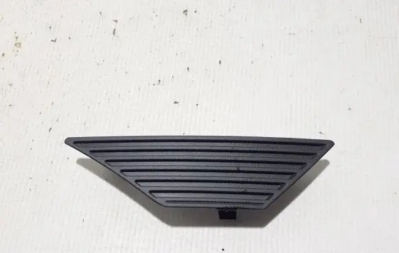 Dacia Sandero III Front bumper lower grill 261A20172R
