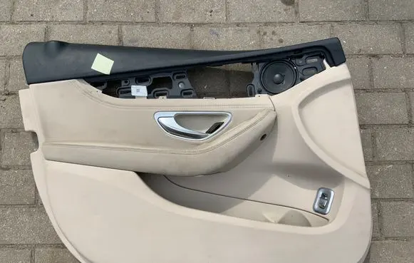 Mercedes-Benz C W205 Front door card panel trim