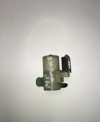 Mitsubishi Pajero Sport I Windscreen/windshield washer pump