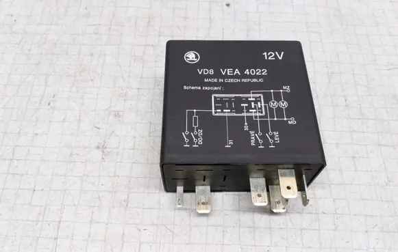 Skoda Fabia Mk1 (6Y) Other relay VEA4022