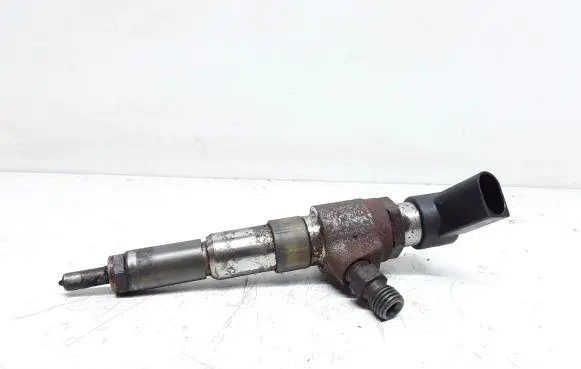 Volvo V40 Fuel injector 9802448680
