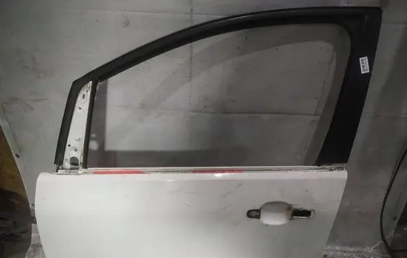Ford Focus C-MAX Front door BALTOS