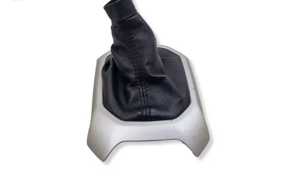 Jeep Renegade Gear lever shifter trim leather/knob 10051602