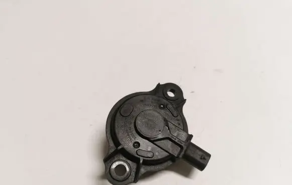 BMW 3 F30 F35 F31 Camshaft pulley/ VANOS 7593719