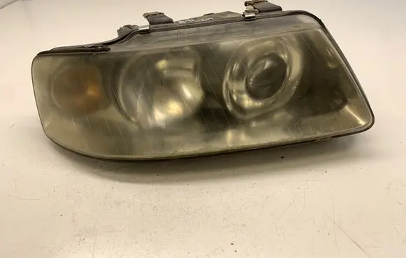 Audi A3 S3 8L Headlight/headlamp 15389600 15389601