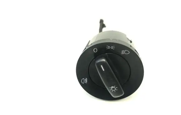 Volkswagen PASSAT B6 Light switch 1K0941431AH