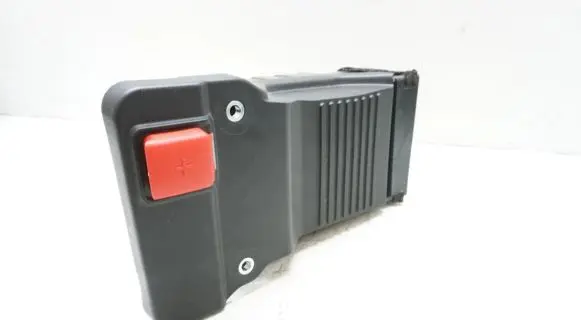 Volvo XC60 Battery box tray cover/lid 31651454
