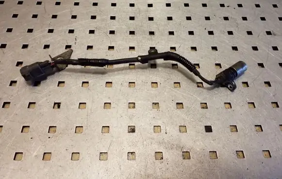 Toyota Avensis T250 Other engine bay part