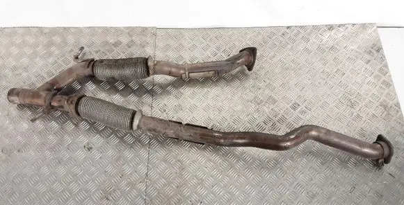 Jeep Cherokee Muffler pipe connector clamp 