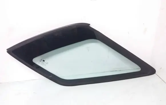 KIA Sorento Rear side window