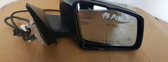 Mercedes-Benz GLA W156 Front door electric wing mirror 1568109400 19PIN