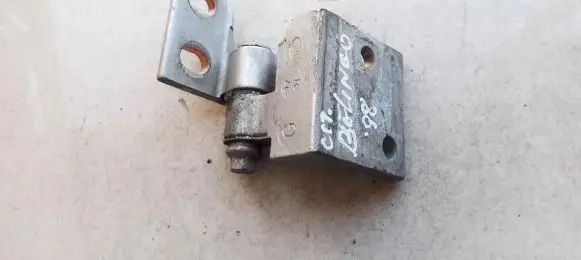 Citroen Berlingo Front door upper hinge