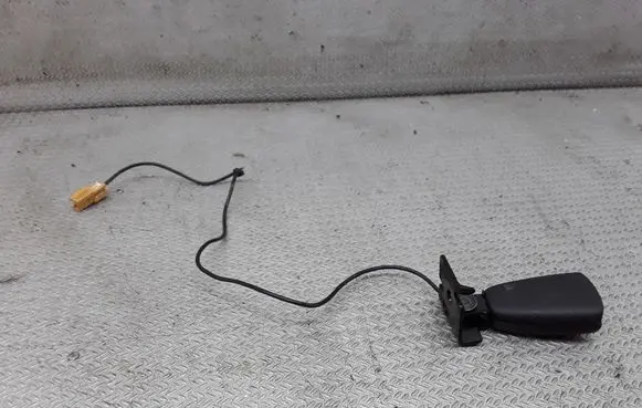 Volvo S40 Rear seatbelt buckle