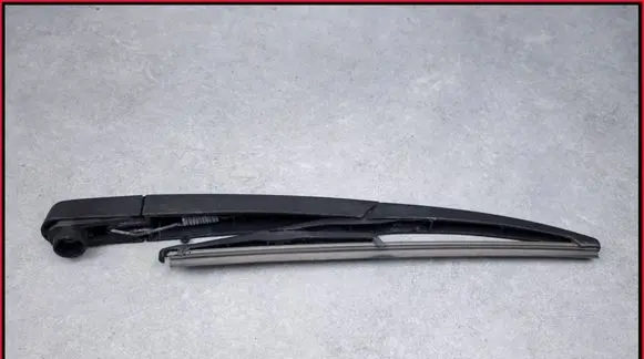 Fiat Panda II Rear wiper blade arm