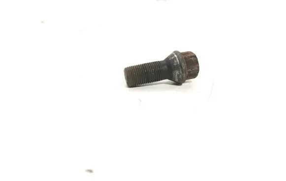 Nuts/bolts