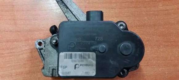 Opel Vectra C Intake manifold valve actuator/motor 55205127