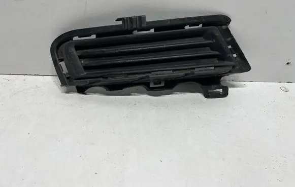 Volkswagen Golf VII Front bumper lower grill 5G0853212D