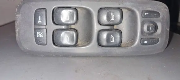 Volvo V70 Electric window control switch 30773895