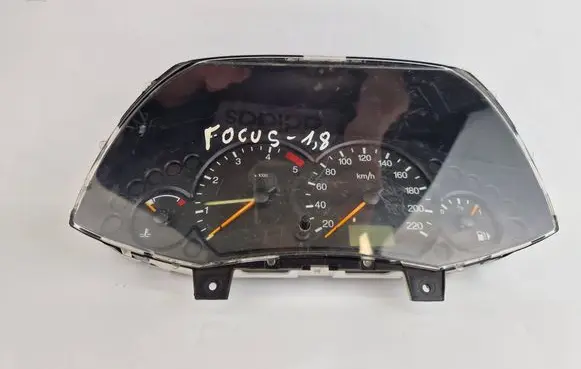 Ford Focus Speedometer (instrument cluster) 98AP10841BC