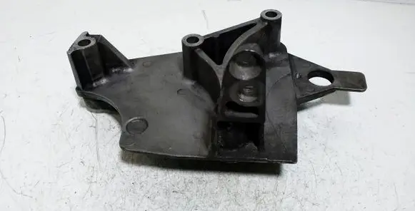 Nissan Micra Engine mounting bracket 8200403663