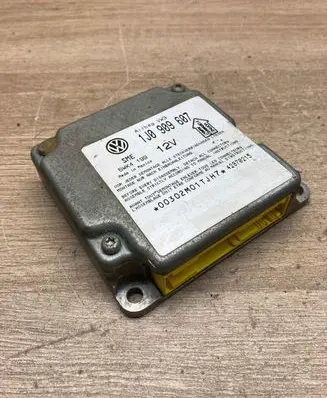 Volkswagen PASSAT B5 Airbag control unit/module 1J0909607 5WK4199