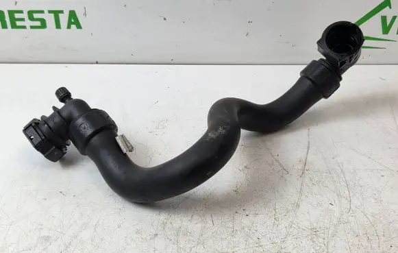 Peugeot 308 Engine coolant pipe/hose 9673457180