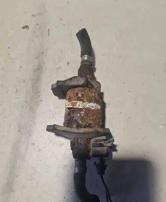BMW 7 E65 E66 Webasto auxiliary heater fuel pump 9122394