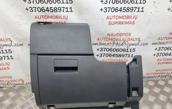 Volkswagen Touran I Dashboard lower bottom trim panel 1T1858365GH 1T1858365G