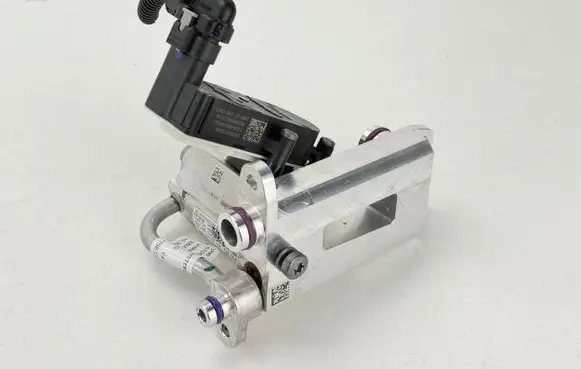 Cupra Formentor Air conditioning (A/C) expansion valve 3WA816517 240924 3WA816732