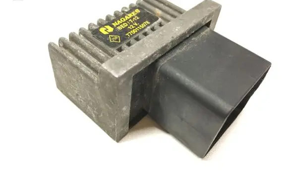 Mitsubishi Space Star ABS relay 7700115078