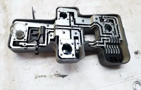 Fiat Bravo - Brava Tail light bulb cover holder 37200751 37200143