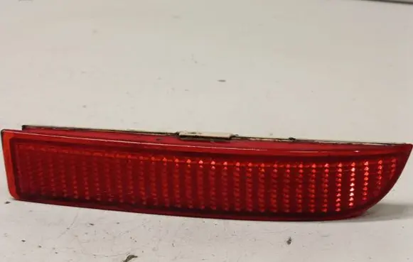 Toyota Avensis T270 Rear tail light reflector